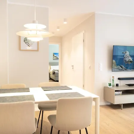 Beatrice Seeglas In Apartment Binz