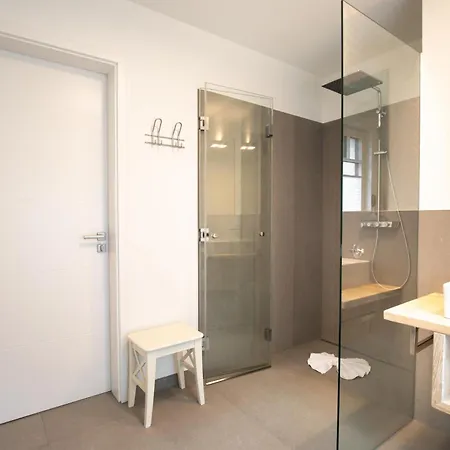 Beatrice Seeglas In * Binz